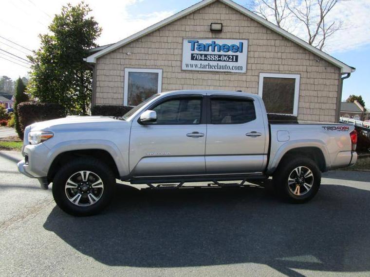 TOYOTA TACOMA 2018 5TFCZ5AN3JX163535 image