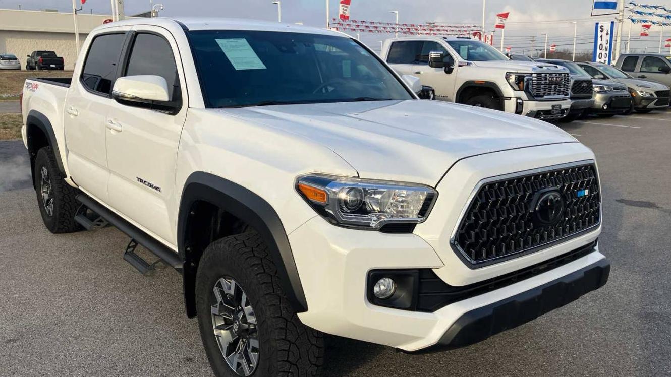 TOYOTA TACOMA 2018 5TFCZ5AN1JX125334 image