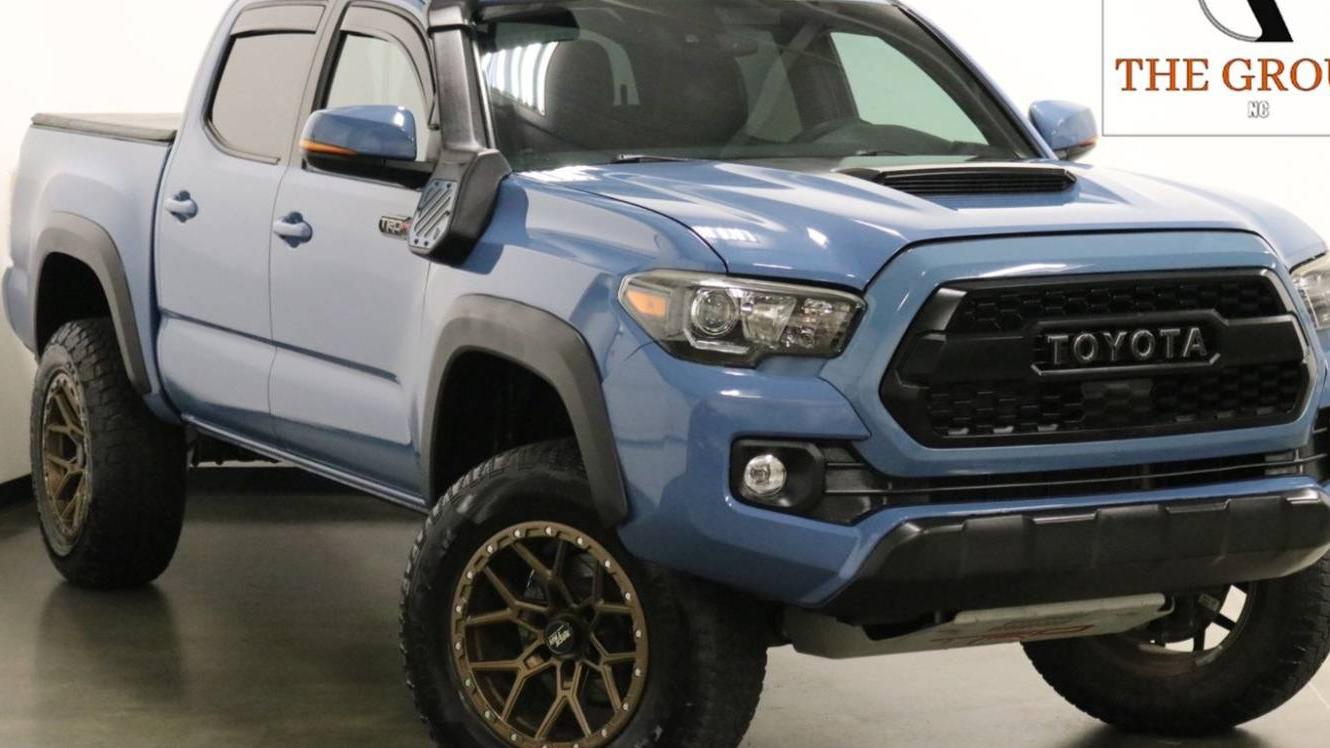 TOYOTA TACOMA 2018 5TFCZ5ANXJX138860 image