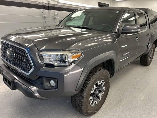 TOYOTA TACOMA 2018 3TMCZ5AN8JM153220 image