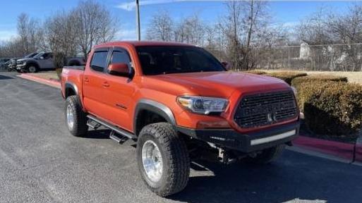 TOYOTA TACOMA 2018 3TMCZ5AN3JM171205 image