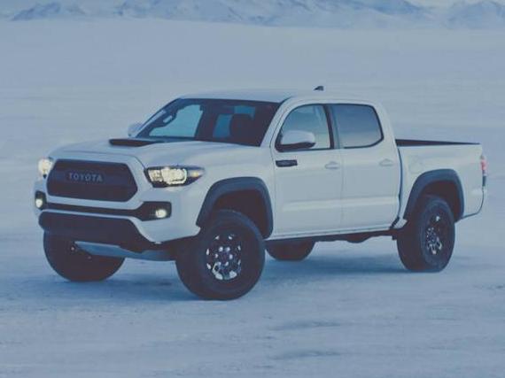 TOYOTA TACOMA 2018 5TFCZ5AN8JX139828 image