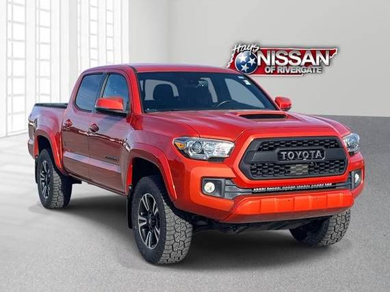 TOYOTA TACOMA 2018 5TFCZ5AN8JX127095 image