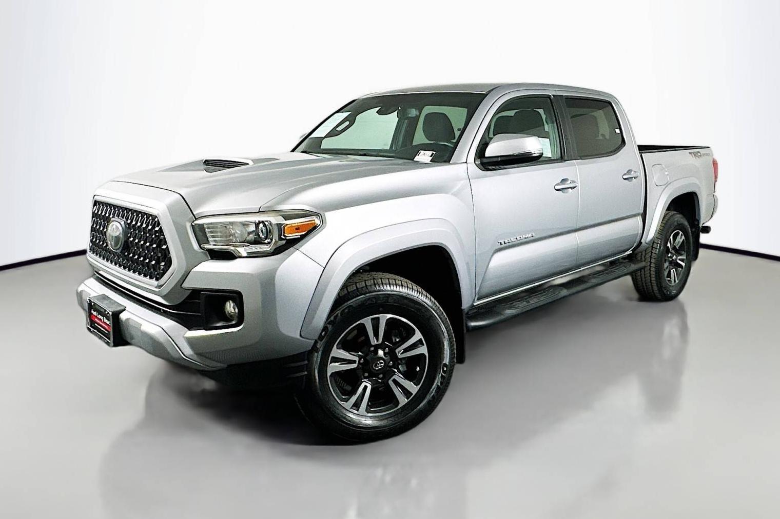 TOYOTA TACOMA 2018 3TMAZ5CN9JM077317 image