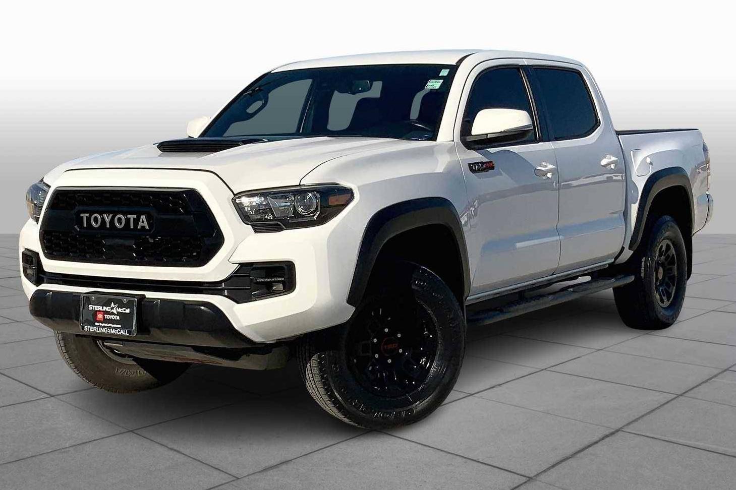 TOYOTA TACOMA 2018 5TFCZ5AN7JX137892 image