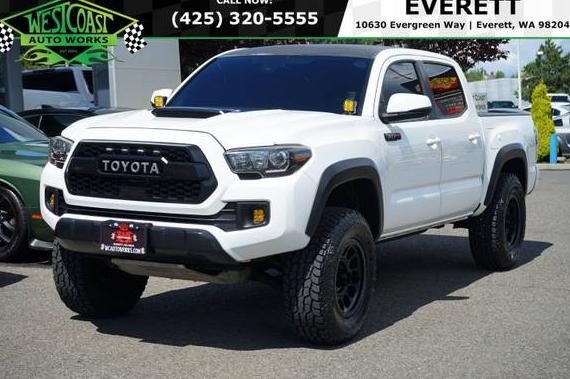 TOYOTA TACOMA 2018 5TFCZ5AN8JX150151 image
