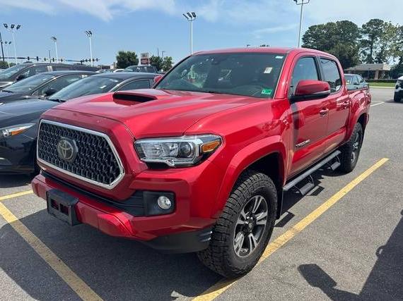 TOYOTA TACOMA 2018 5TFCZ5AN8JX161554 image