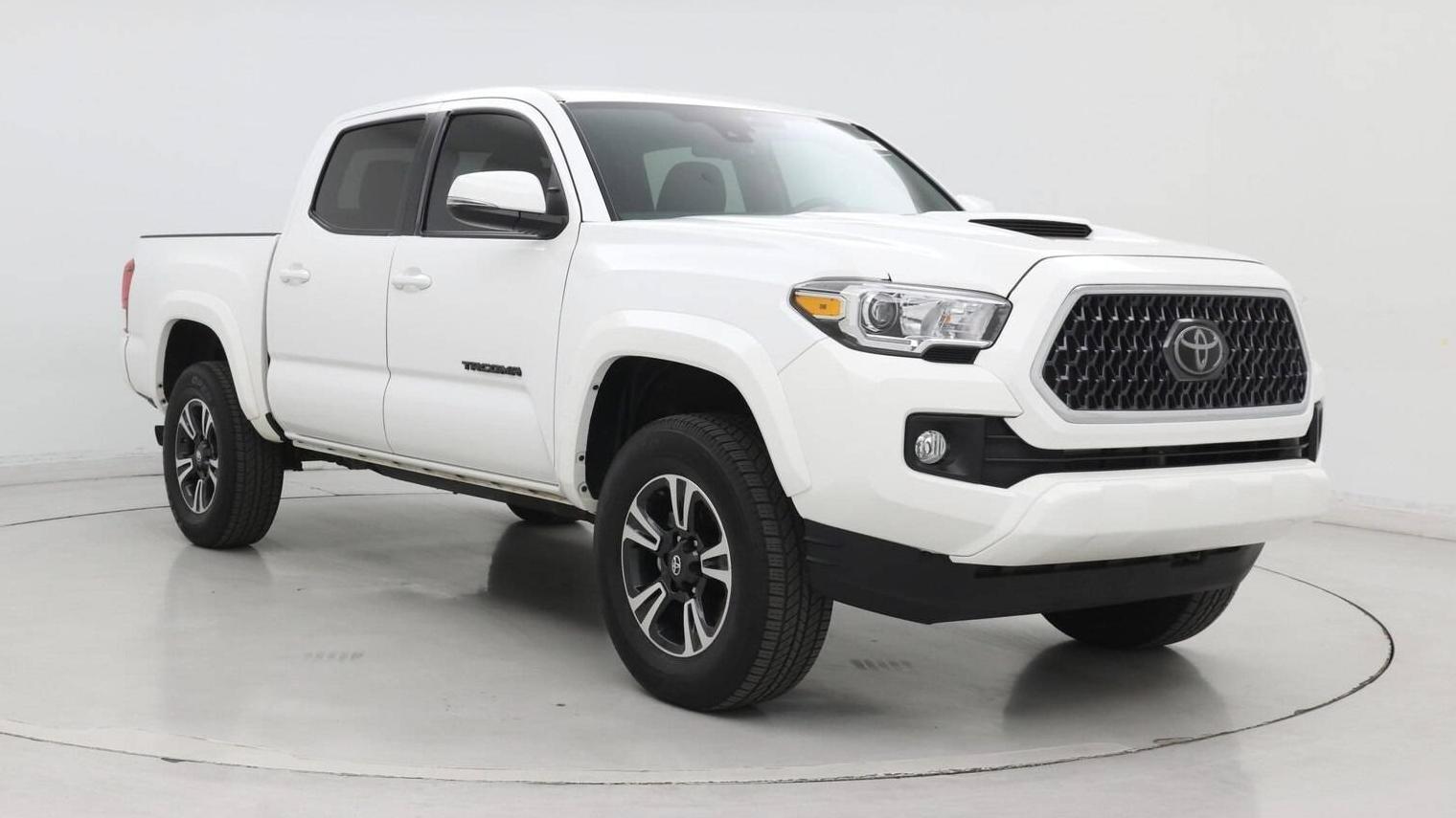 TOYOTA TACOMA 2018 3TMAZ5CN7JM072679 image