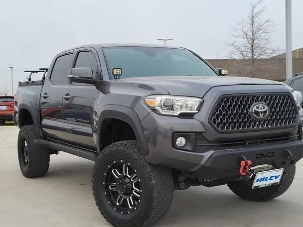 TOYOTA TACOMA 2018 3TMCZ5ANXJM168785 image