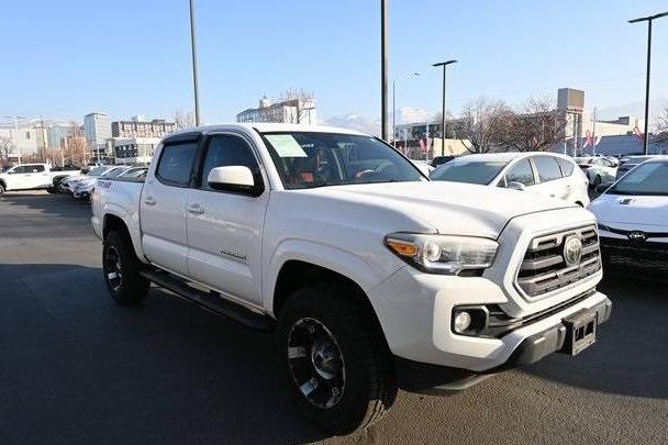 TOYOTA TACOMA 2018 5TFAX5GN0JX119433 image