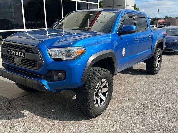 TOYOTA TACOMA 2018 5TFCZ5AN2JX144720 image