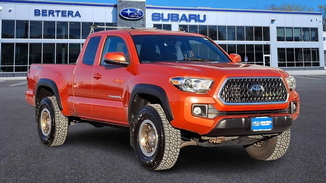 TOYOTA TACOMA 2018 5TFSZ5AN4JX157626 image