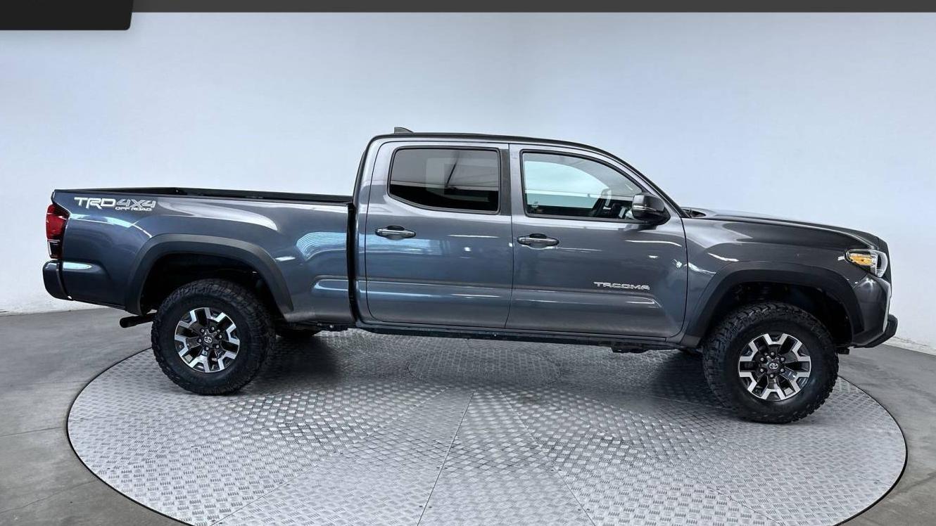 TOYOTA TACOMA 2018 3TMDZ5BN7JM052804 image