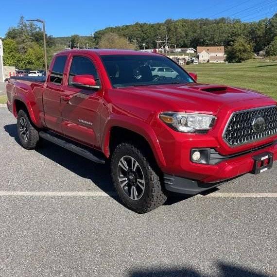 TOYOTA TACOMA 2018 5TFSZ5AN0JX148468 image