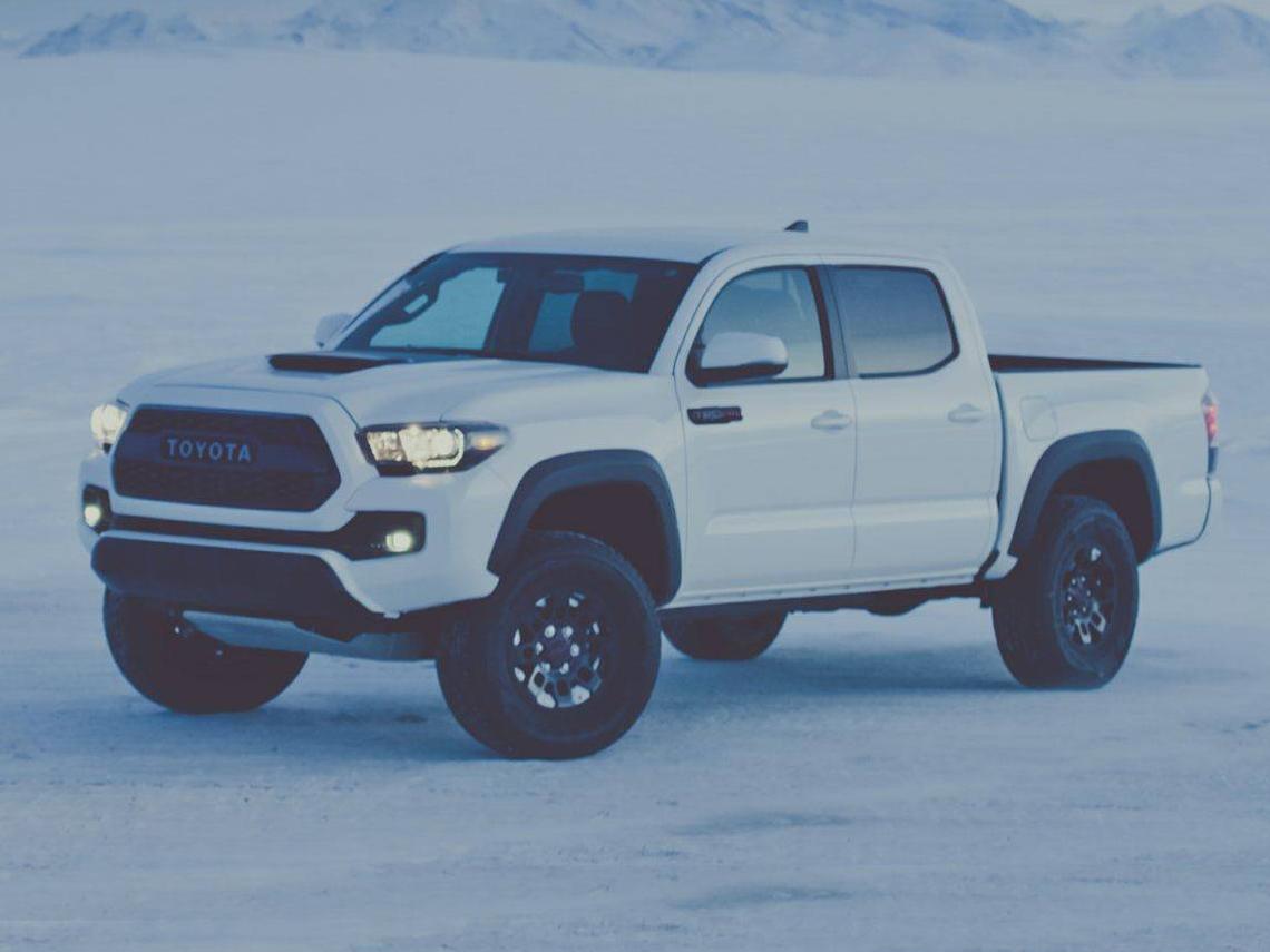 TOYOTA TACOMA 2018 5TFAX5GN7JX126380 image