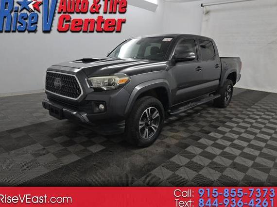 TOYOTA TACOMA 2018 3TMAZ5CNXJM069744 image