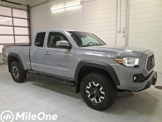 TOYOTA TACOMA 2018 5TFSZ5ANXJX154696 image