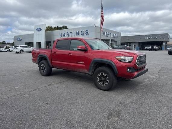 TOYOTA TACOMA 2018 5TFCZ5ANXJX160910 image
