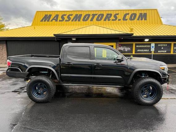 TOYOTA TACOMA 2018 5TFCZ5AN2JX139579 image