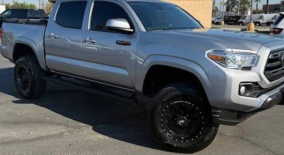 TOYOTA TACOMA 2018 5TFAX5GN4JX110105 image