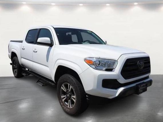 TOYOTA TACOMA 2018 5TFCZ5AN2JX145592 image