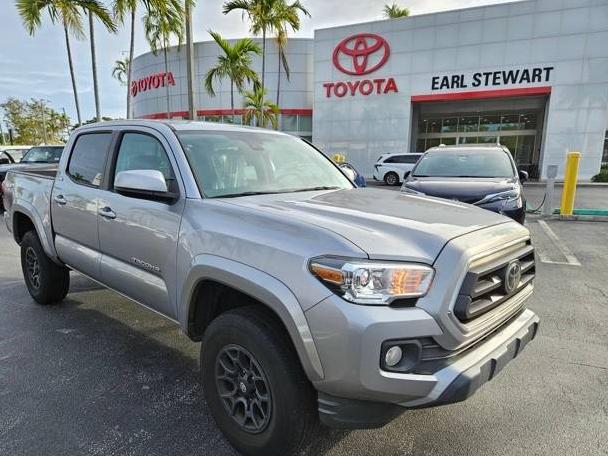 TOYOTA TACOMA 2021 5TFAZ5CN4MX118404 image