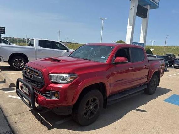 TOYOTA TACOMA 2017 5TFAZ5CN9HX047853 image