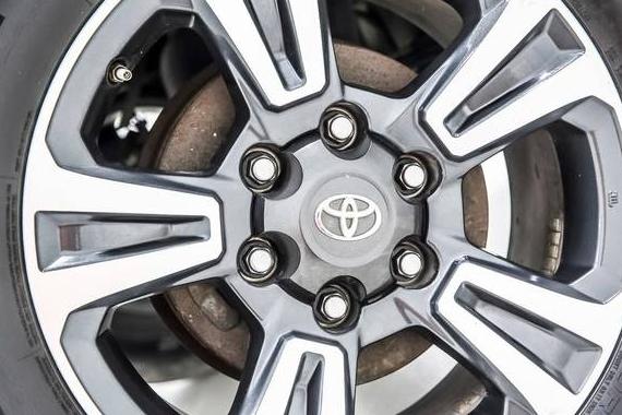 TOYOTA TACOMA 2017 5TFAZ5CN7HX036804 image