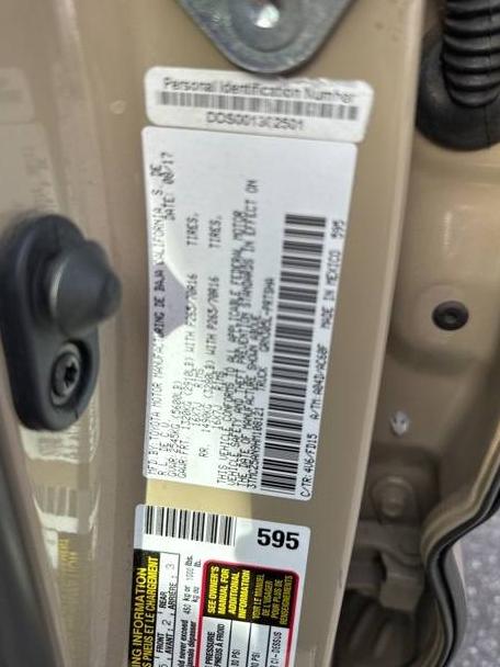TOYOTA TACOMA 2017 3TMCZ5AN9HM108121 image