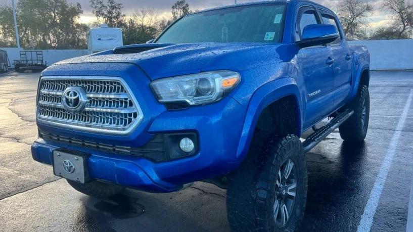 TOYOTA TACOMA 2017 5TFAZ5CN7HX049486 image