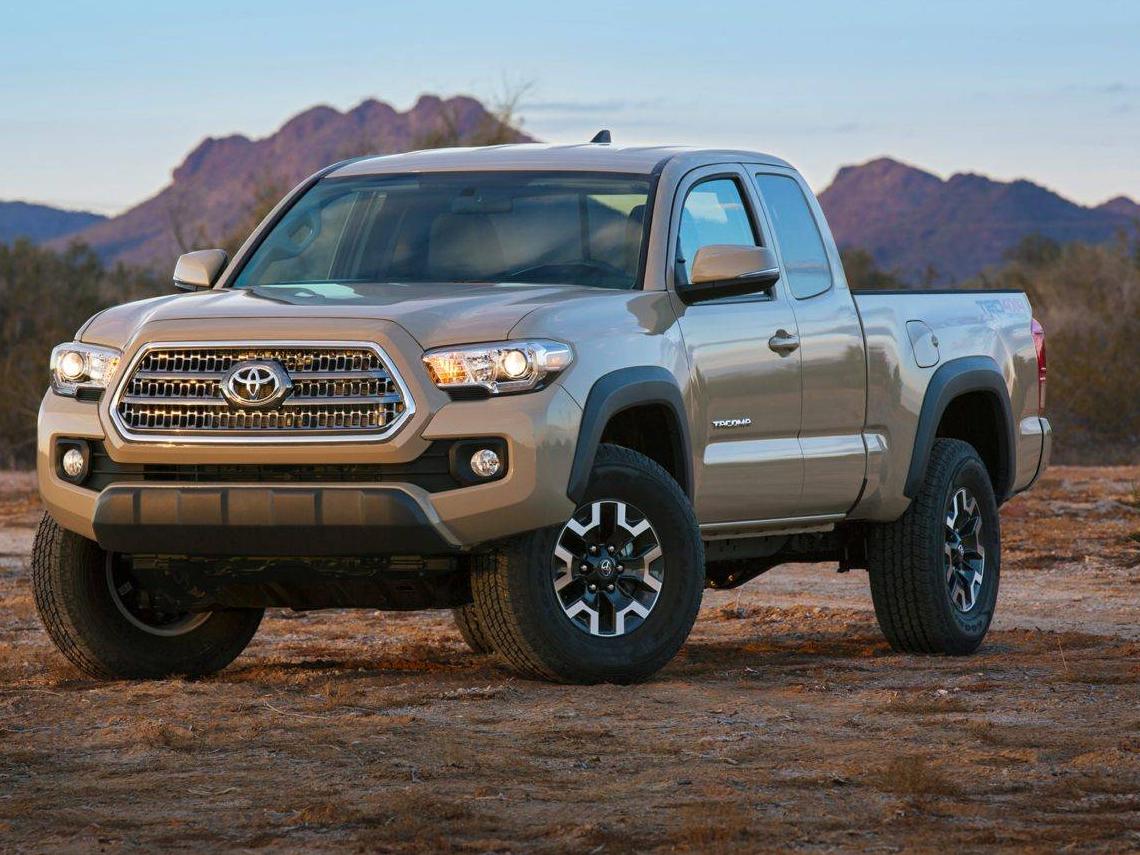 TOYOTA TACOMA 2017 3TMCZ5AN8HM077234 image