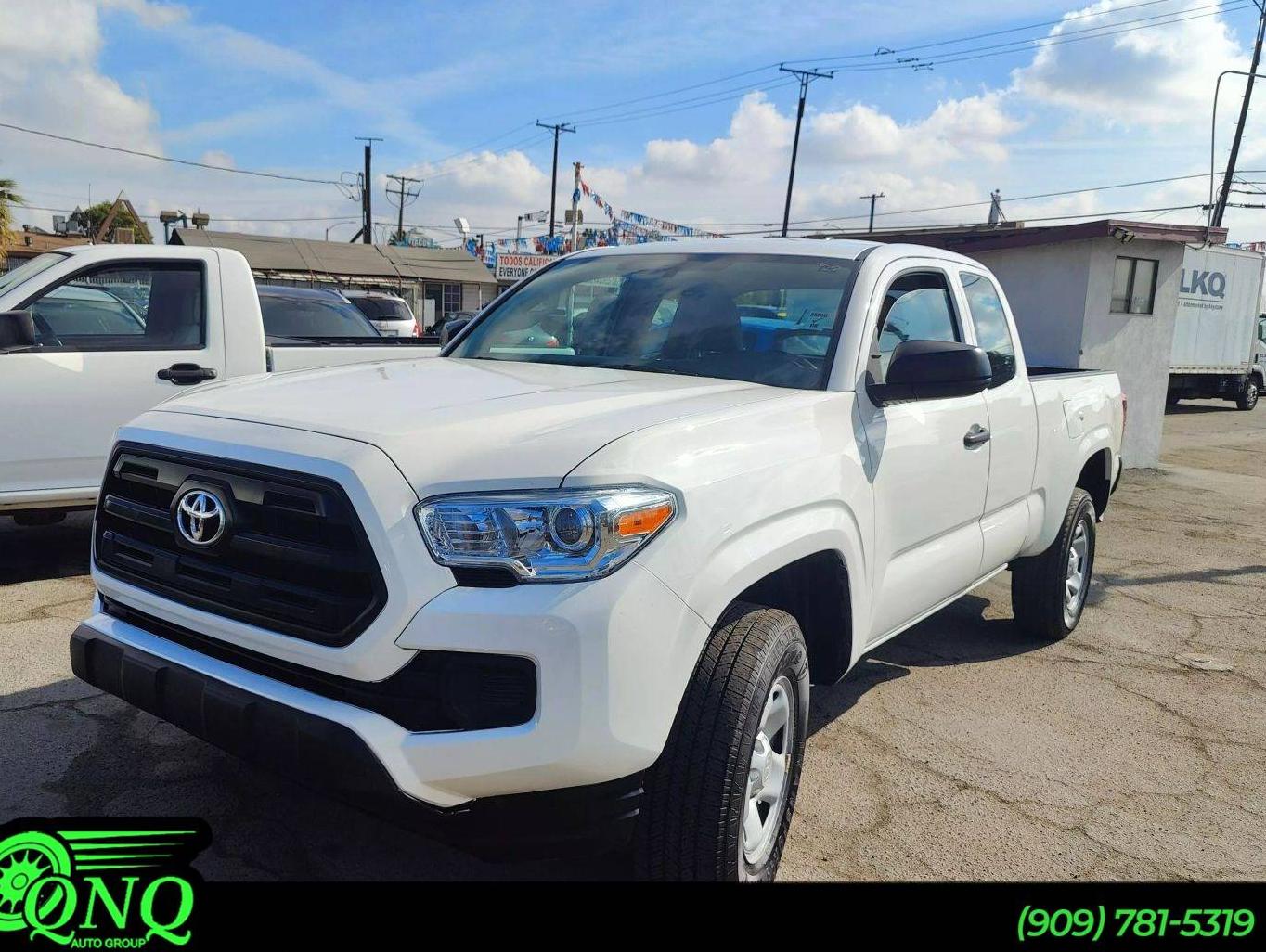 TOYOTA TACOMA 2017 5TFRX5GN5HX098205 image