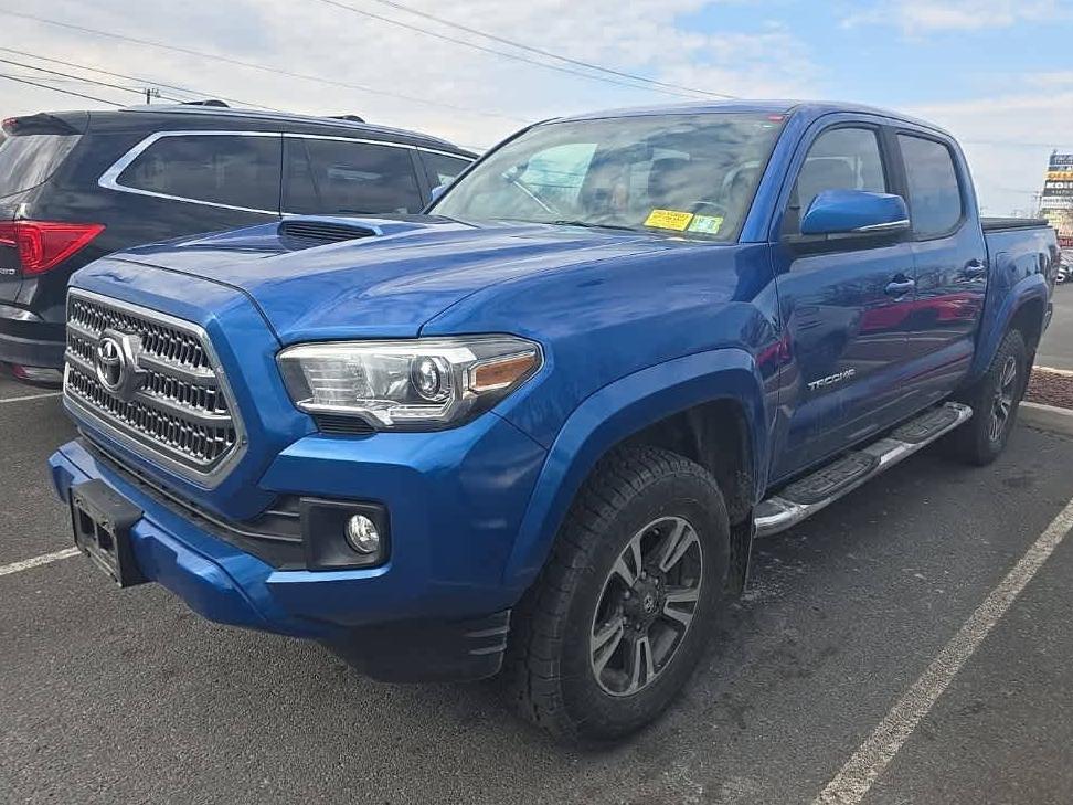 TOYOTA TACOMA 2017 3TMCZ5AN7HM074051 image