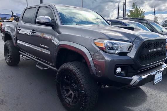 TOYOTA TACOMA 2017 5TFCZ5ANXHX082543 image