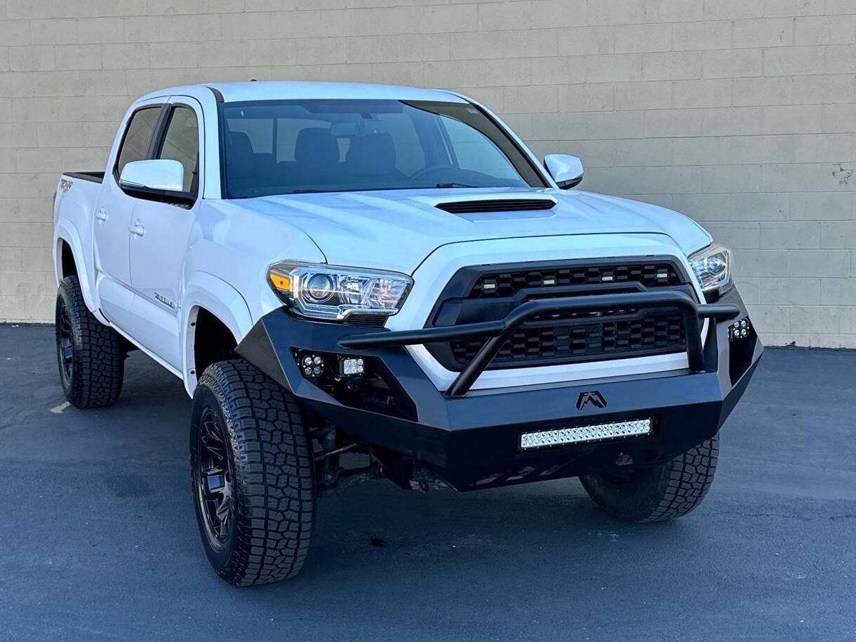 TOYOTA TACOMA 2017 3TMCZ5ANXHM114736 image