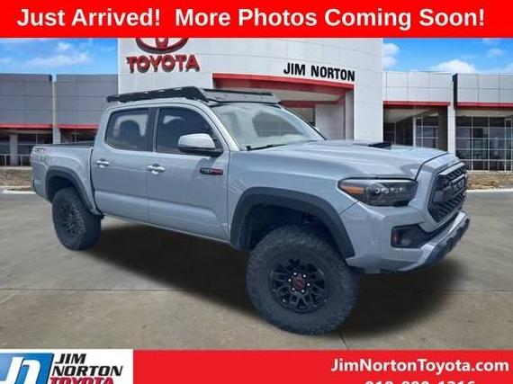 TOYOTA TACOMA 2017 5TFCZ5AN0HX049065 image