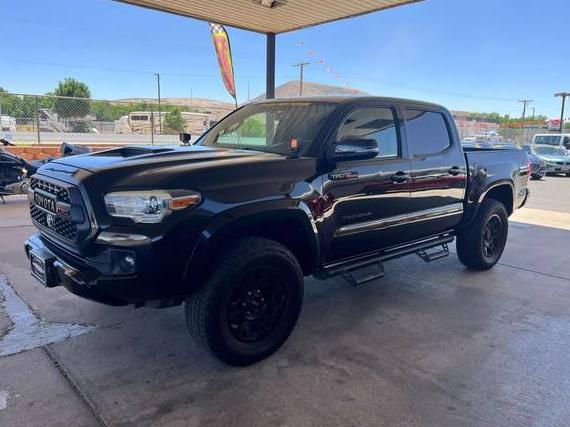 TOYOTA TACOMA 2017 3TMCZ5AN0HM063862 image