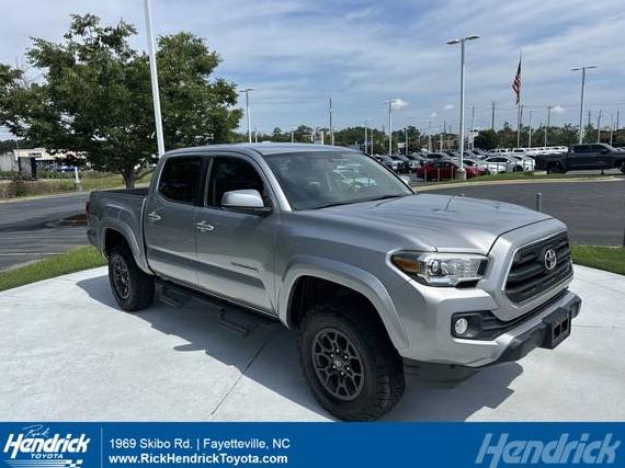 TOYOTA TACOMA 2017 5TFCZ5AN8HX057897 image