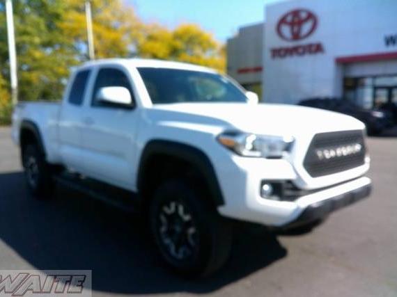 TOYOTA TACOMA 2017 5TFSZ5AN4HX055088 image