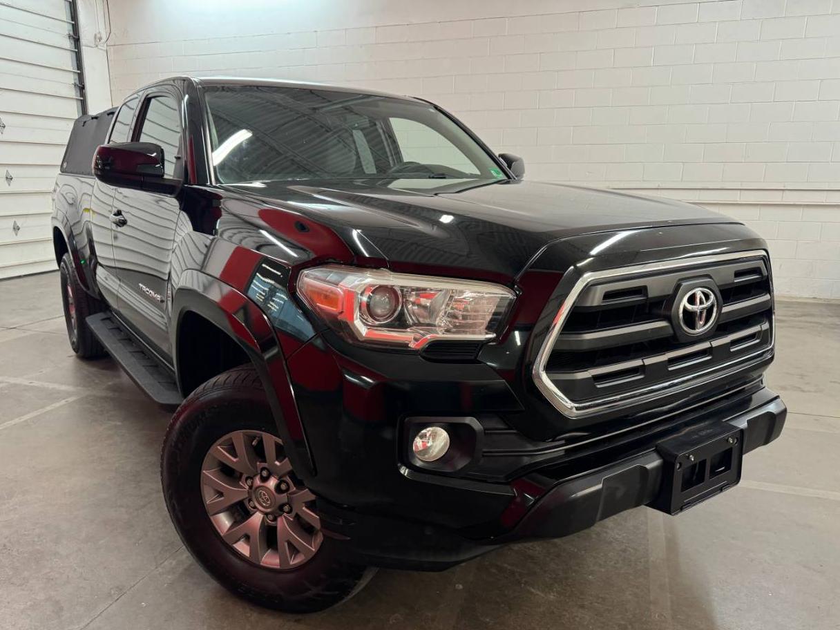 TOYOTA TACOMA 2017 5TFSZ5AN0HX055508 image