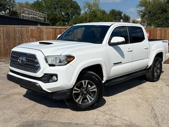 TOYOTA TACOMA 2017 5TFCZ5ANXHX064916 image