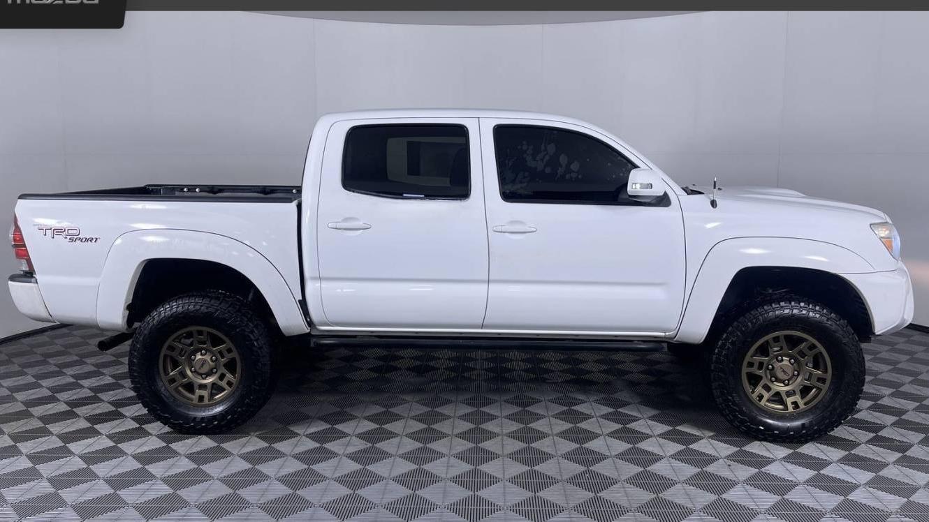 TOYOTA TACOMA 2013 5TFLU4EN0DX074075 image