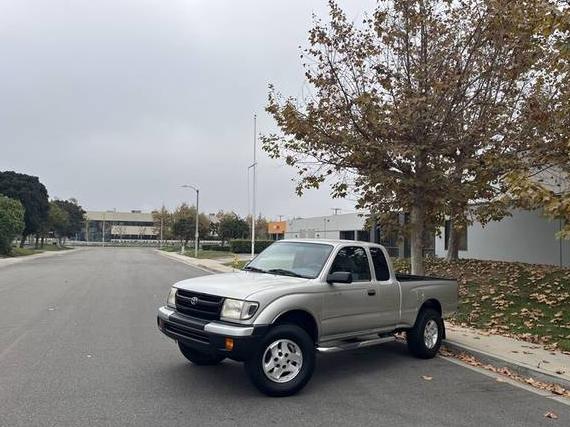 TOYOTA TACOMA 2000 4TASN92N3YZ624014 image