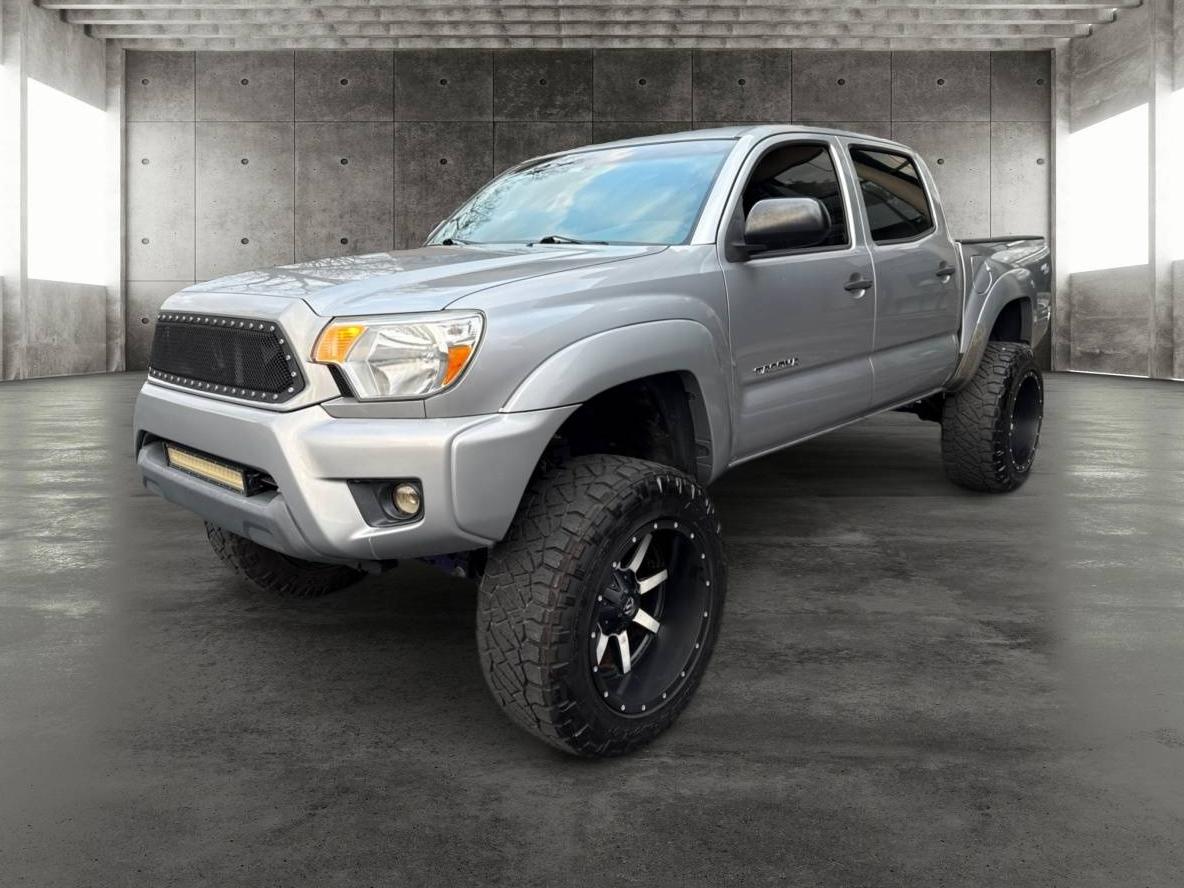 TOYOTA TACOMA 2015 5TFJU4GN8FX084263 image