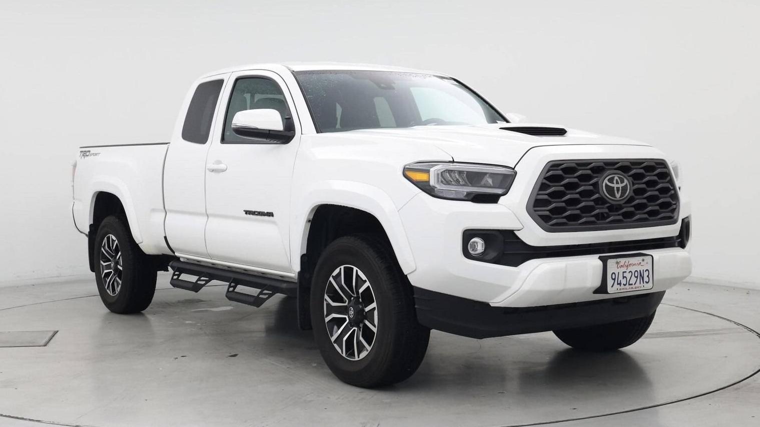 TOYOTA TACOMA 2022 3TYRZ5CN0NT021893 image