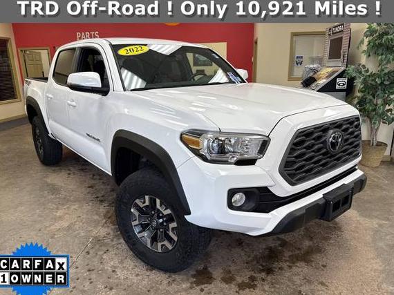 TOYOTA TACOMA 2022 3TMCZ5AN7NM499779 image