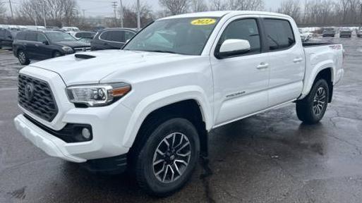 TOYOTA TACOMA 2022 3TMCZ5AN2NM489712 image