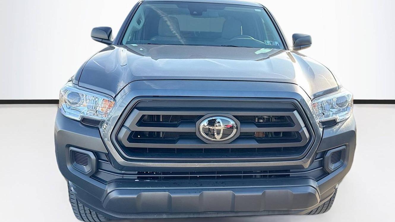 TOYOTA TACOMA 2022 3TYSX5EN1NT014617 image