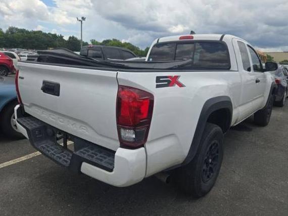 TOYOTA TACOMA 2022 3TYRX5GN1NT060511 image