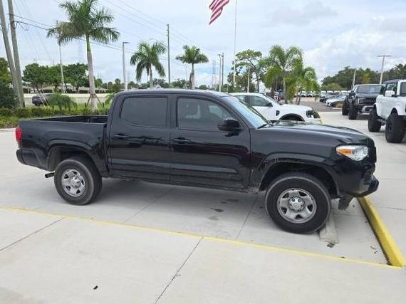 TOYOTA TACOMA 2022 3TYAX5GN2NT045545 image